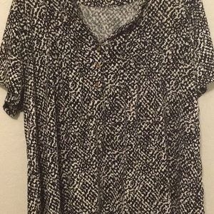 Pretty leopard printed shirt